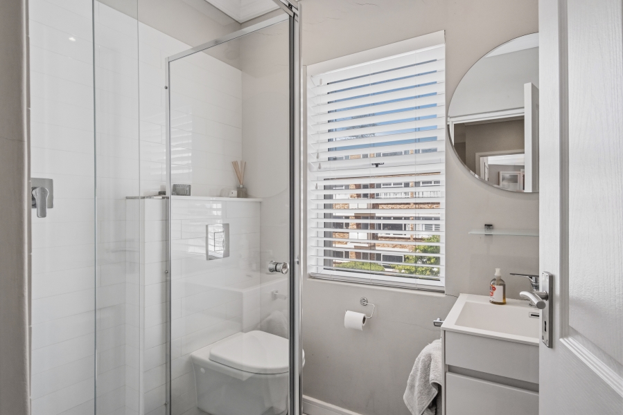 2 Bedroom Property for Sale in Wynberg Upper Western Cape